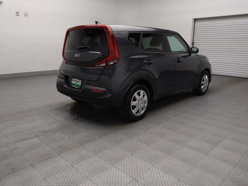 Used 2021 Kia Soul LX image 9