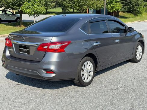 Used 2019 Nissan Sentra SV FWD image 8