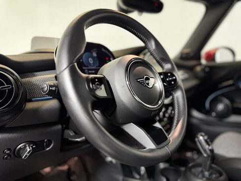 Used 2023 MINI Cooper S image 11