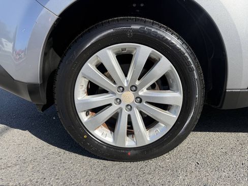 Used 2011 Subaru Forester 2.5X Premium AWD/4WD image 23