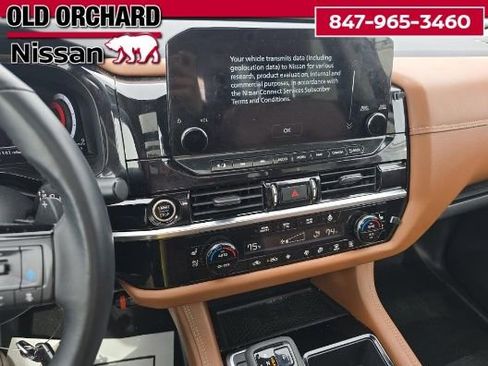 Used 2023 Nissan Pathfinder Platinum w/ Cargo Package image 10