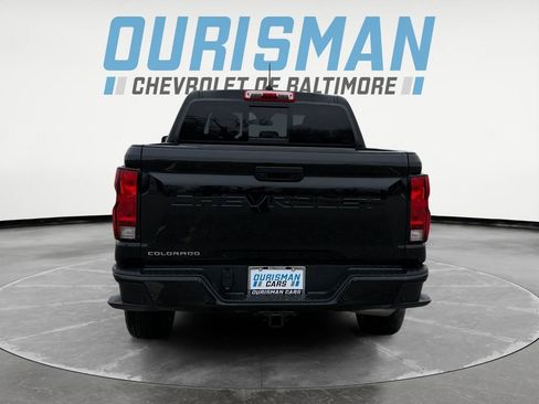Used 2024 Chevrolet Colorado W/T w/ Safety Package image 5