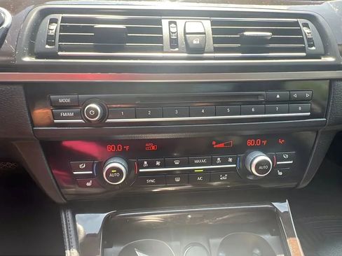 Used 2014 BMW 535i xDrive Sedan AWD/4WD image 20