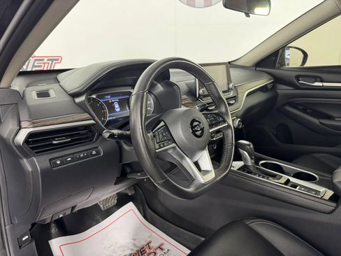 Used 2022 Nissan Altima 2.5 SL FWD image 10