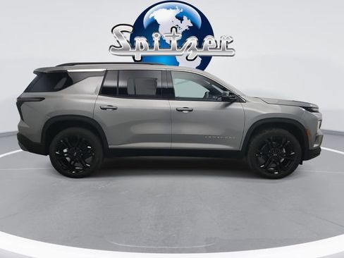 New 2026 Chevrolet Traverse LT image 10