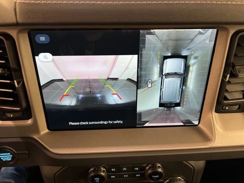 New 2025 Ford Bronco Outer Banks image 12