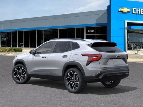 New 2026 Chevrolet Trax RS w/ Driver Confidence Package FWD image 3