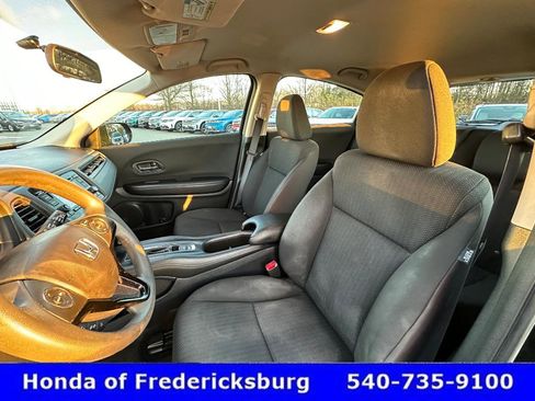 Certified 2018 Honda HR-V LX image 16