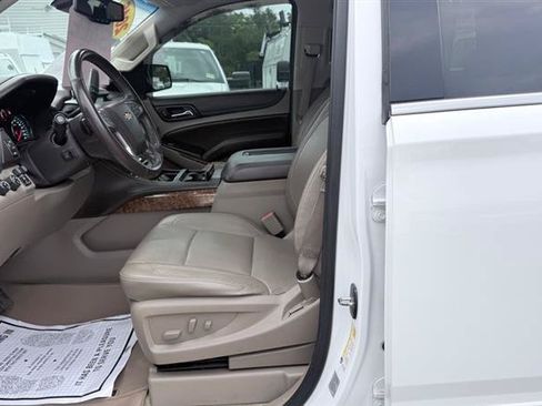 Used 2016 Chevrolet Tahoe LTZ AWD/4WD image 9