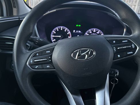Used 2019 Hyundai Santa Fe SE image 38