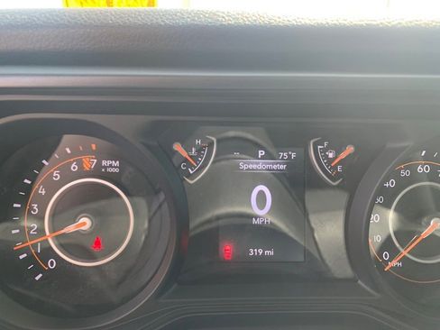 New 2025 Jeep Gladiator Sport image 18