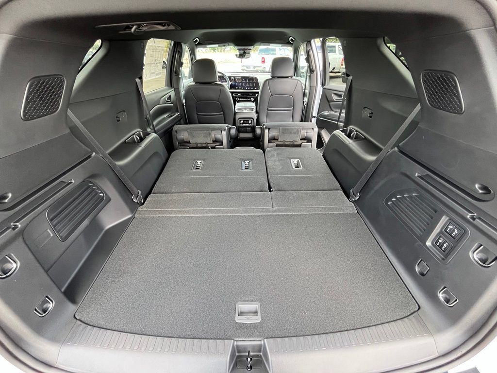 New 2026 Chevrolet Traverse High Country AWD/4WD image 18