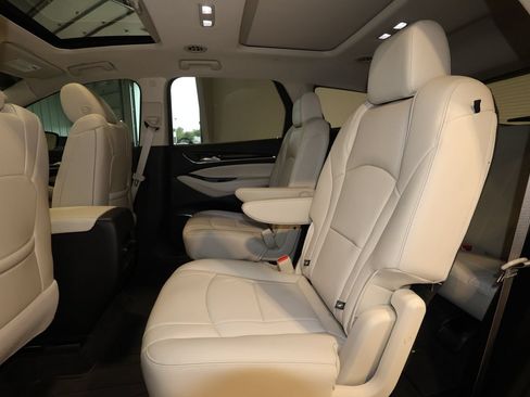 Used 2023 Buick Enclave Essence w/ Experience Buick Package FWD image 23