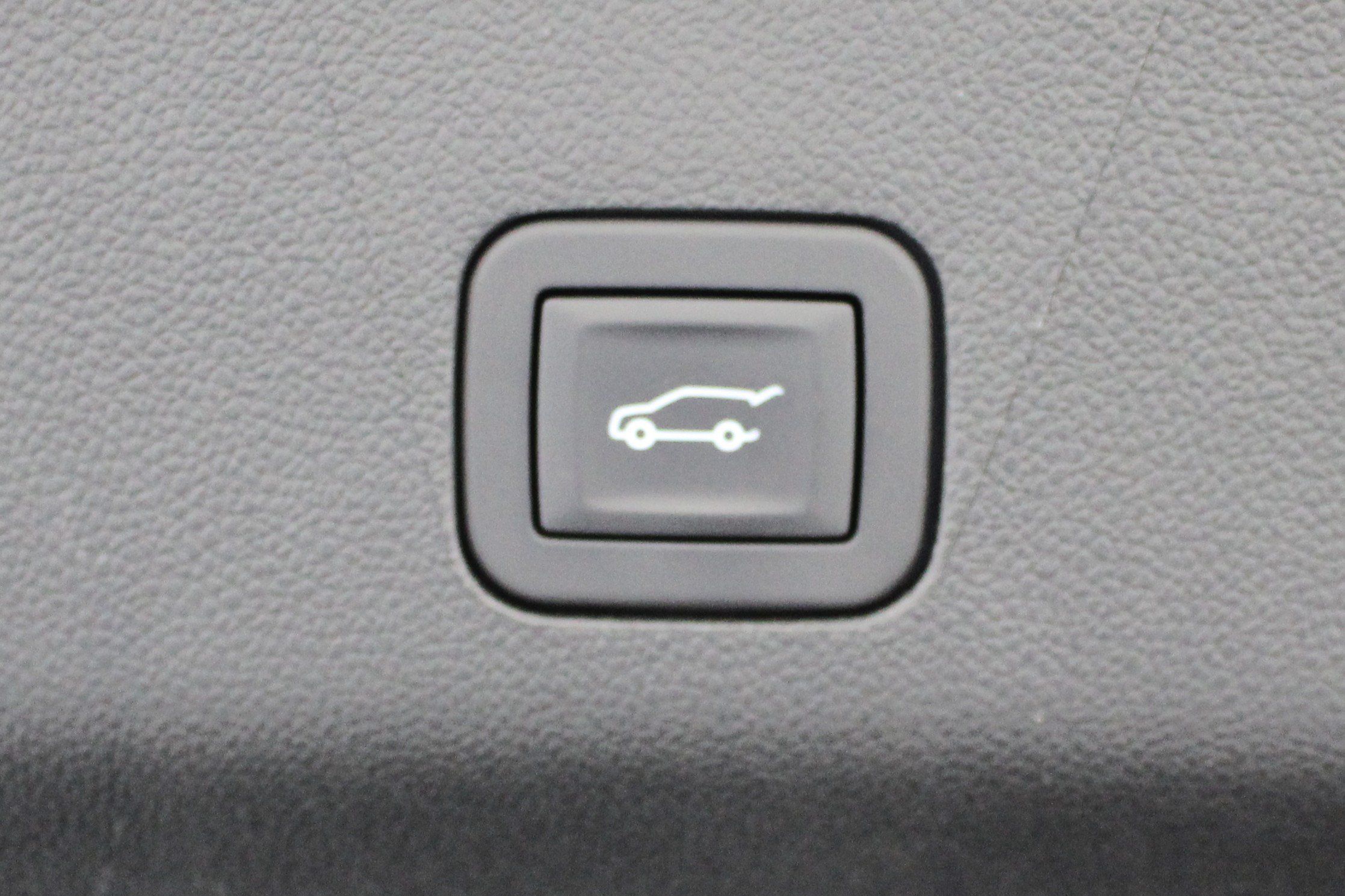 Certified 2025 Cadillac Escalade V AWD/4WD image 26