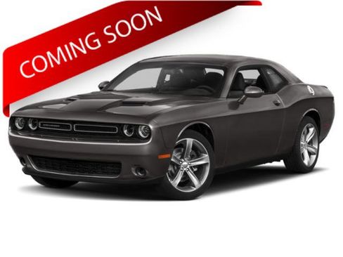 Used 2015 Dodge Challenger SXT Plus image 1