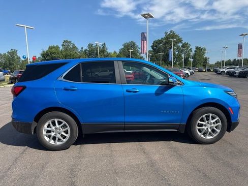 Used 2024 Chevrolet Equinox LT AWD/4WD image 4