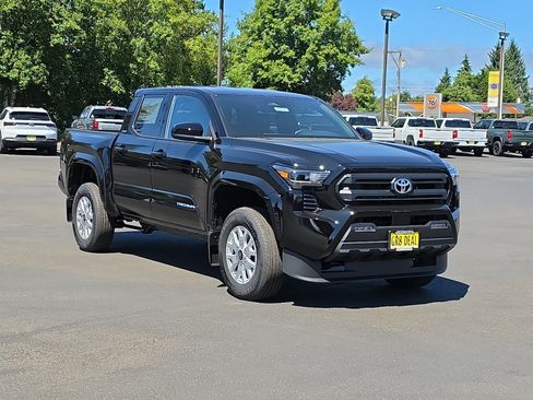 New 2026 Toyota Tacoma SR5 AWD/4WD image 2