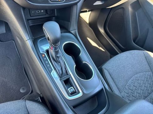 Used 2022 Chevrolet Equinox LT w/ LPO, Cargo Package image 15