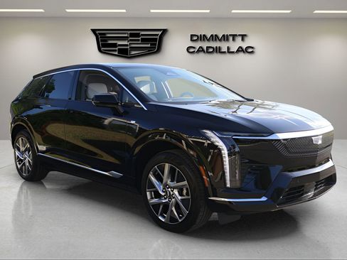 New 2026 Cadillac Optiq Luxury 1 RWD image 7
