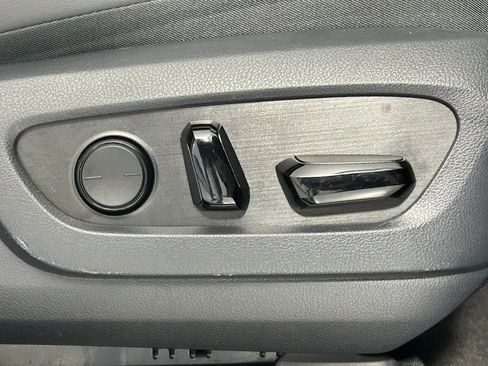 Used 2024 Lexus GX 550 w/ Accessory Package (2T) image 12