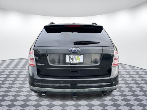 Used 2010 Ford Edge SE image 4