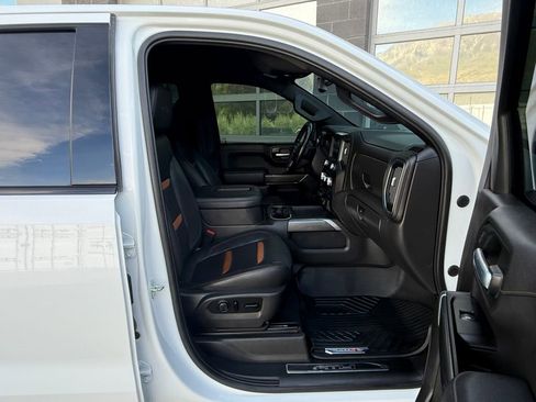 Used 2020 GMC Sierra 1500 AT4 w/ Off-Road Performance Package AWD/4WD image 44