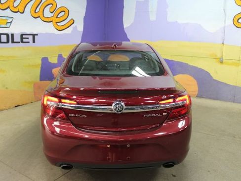 Used 2017 Buick Regal Premium FWD image 7
