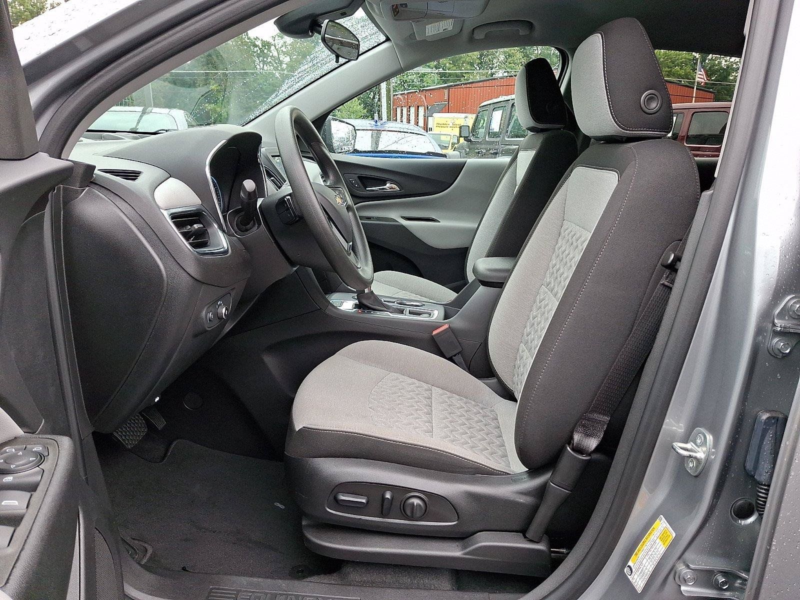 Used 2023 Chevrolet Equinox LS w/ LS Convenience Package AWD/4WD image 14