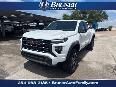 New 2025 GMC Canyon AT4 w/ LPO, Off Road Lift Package