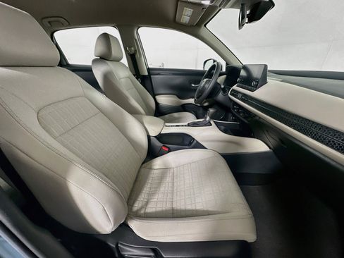Used 2025 Honda HR-V LX image 28