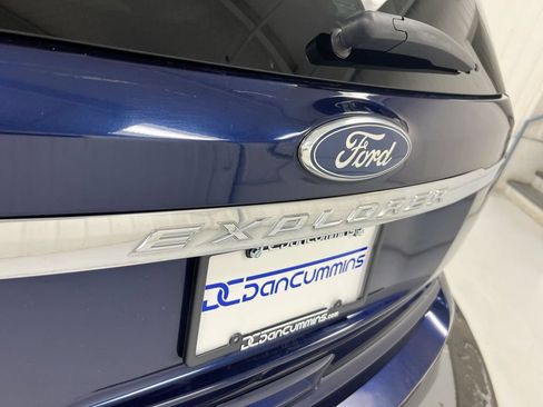 Used 2011 Ford Explorer 4WD image 25
