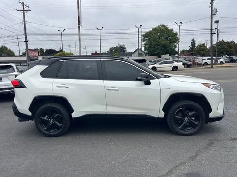 Used 2020 Toyota RAV4 XSE w/ XSE Grade Weather Package AWD/4WD image 4