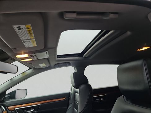 Certified 2022 Honda CR-V Touring image 8