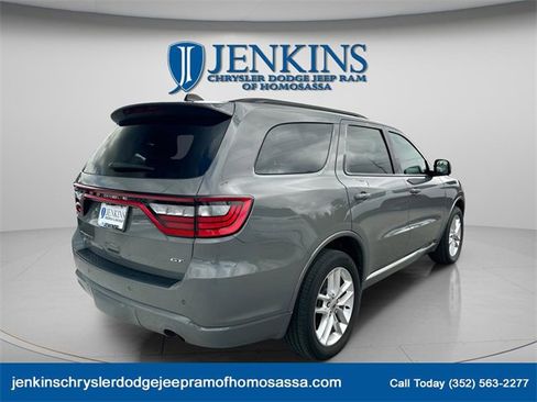 Used 2024 Dodge Durango GT image 3
