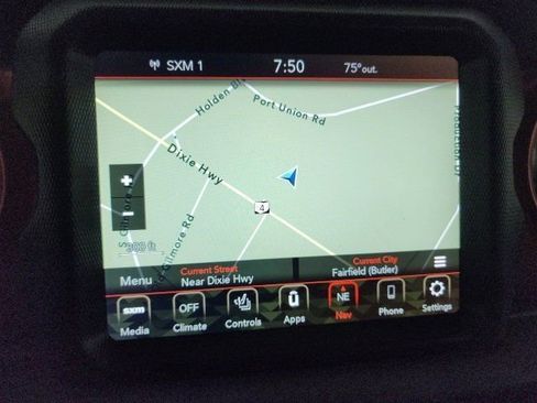 Used 2022 Jeep Wrangler Unlimited Rubicon w/ LED Lighting Group AWD/4WD image 3