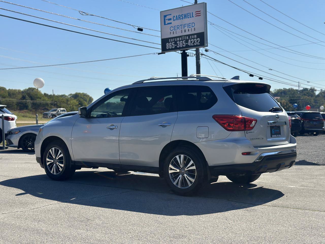 Used 2019 Nissan Pathfinder S FWD image 8