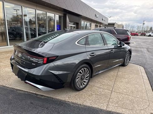 Certified 2024 Hyundai Sonata Limited FWD image 23