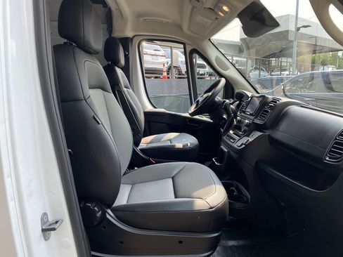 Used 2026 RAM ProMaster 2500 w/ Convenience Group FWD image 17