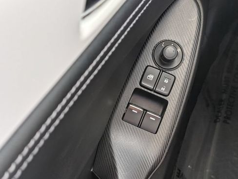 Used 2021 MAZDA MX-5 Miata Club RWD image 24