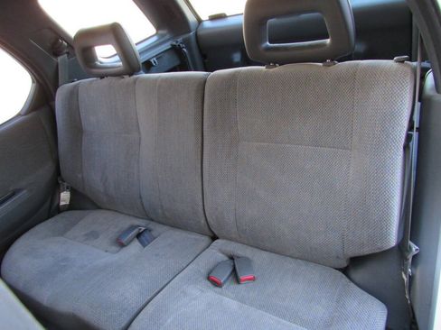 Used 1999 Isuzu Rodeo LS RWD image 27