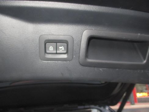 Used 2025 MAZDA CX-70 3.3 Turbo w/ Preferred Package image 13