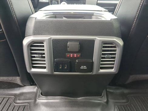 Used 2018 Ford F150 Platinum w/ Equipment Group 701A Luxury image 17