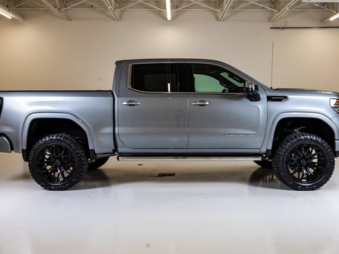 Used 2025 GMC Sierra 1500 Denali Ultimate w/ LPO, Utility Wall Package AWD/4WD image 11
