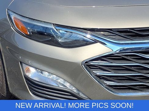 Used 2020 Chevrolet Malibu LT FWD image 26