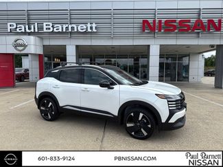 New 2025 Nissan Kicks SR 360° Tour