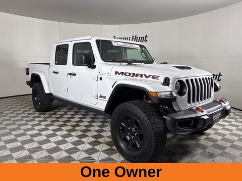 Used 2023 Jeep Gladiator Mojave w/ Trailer Tow Package image 4