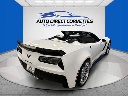 Used 2018 Chevrolet Corvette Z06 w/ Z07 Performance Package RWD image 11