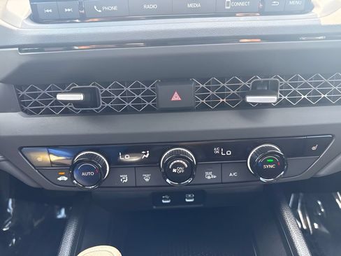 Used 2025 Honda Accord SE image 11