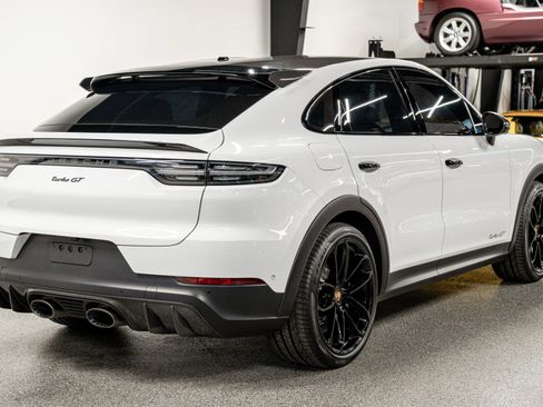 Used 2023 Porsche Cayenne Turbo GT image 8