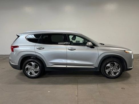 Used 2022 Hyundai Santa Fe SEL w/ Convenience + Premium Package FWD image 2